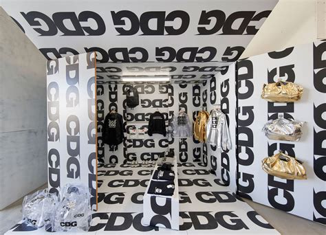 dsmla|DSMLA (@doverstreetmarketlosangeles) • Instagram photos and .